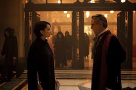 Cotillard's role in assassin's creed hasn't been revealed just yet, but like fassbender, she's in it for the long haul. Bild Zu Marion Cotillard Assassin S Creed Bild Jeremy Irons Marion Cotillard Filmstarts De