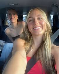 Hi our names are Lauren Schmidtgall (left) and Kylie Murphy (right) and we  are looking for suitmates next year! Lauren is from Naperville, Illinois  and Kylie is from Kansas City, MO. we