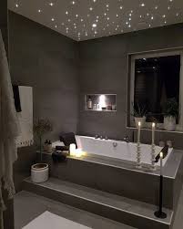 Sternenhimmel bad deckenlampe obi badezimmer decke buffalohwh org. Sternenhimmel Mit Led Glasfasern Design Fur Bezaubernde Lichteffekte Neu Haus Designs Badezimmer Gestalten Badezimmer Umgestalten Kleines Badezimmer Umgestalten