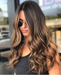 Strähnchen färben strähnchen und wie highlights grau kaschieren. 53 Flattering Brown Hair With Blonde Highlights To Inspire Y Braune Haare Haarfarben Haare Balayage