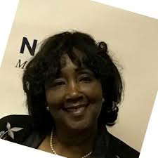 I am beyond proud of my line sister and fellow TSU alumna, Trevia Chatman  for being named President of Bank of America Memphis.  https://lnkd.in/dUG49Yc