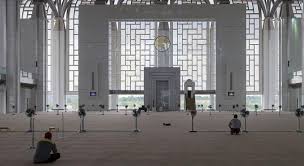 Jalan tuanku abdul rahman presint 3, putrajaya, malaysia. Smart Travel Travel Guide Application