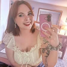 Monique Becker DuBois (@monique.helene) • Threads, Say more