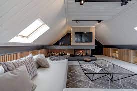 Attic spaces are considered to be difficult to decorate due to the roofs of various shapes. Comfortable And Cozy 30 Attic Apartment Inspirations