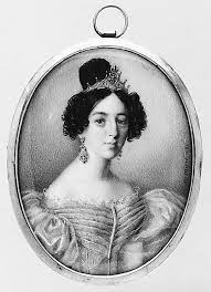 This Portrait Was Made In 1830 This Woman Is Wearing An A La Chinoise Hairstyle This Hairstyle Features The Hair P Romantic Period Chinese Hairstyle Portrait