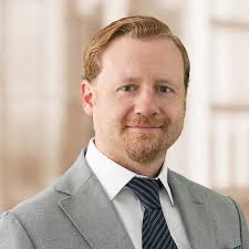 GÖRG berät bei Verkauf der Real Märkte