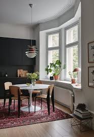 Idee Deco Un Tapis Persan Dans La Cuisine Design Interieur Joanna Laajisto Design De Salle De Sejour Architecte Interieur Interieur Moderne De Cuisine