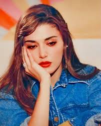 Pin By Reem Abdullah On Eda Yildiz In 2020 Turkish Beauty Beauty Hande Ercel