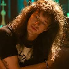 Joseph Quinn (Eddie <3)" Essential T-Shirt for Sale by caitlinwashere