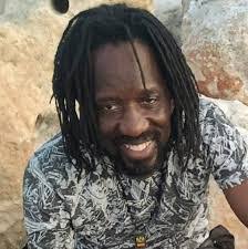 Earl Chin's Instagram, Twitter & Facebook