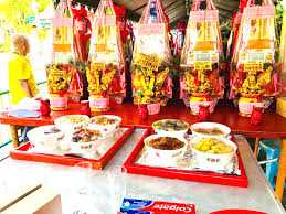 Gates of hell open for Hungry Ghost Festival – The Borneo Post | PaLungJit