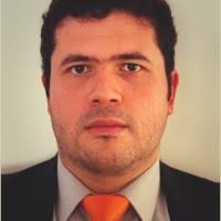 80+ perfiles de «Daniel Fierro»