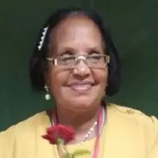 Julia CÉSPEDES ACUÑA