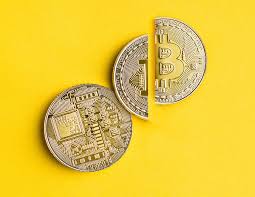 يمكنك أيضاً شراء السلع والخدمات بواسطة البتكوين الخاص بك. Ù…Ø§ Ù‡Ùˆ ØªÙ†ØµÙŠÙ Ø§Ù„Ø¨ØªÙƒÙˆÙŠÙ† Ø£Ù‡Ù…ÙŠØªÙ‡ Ù„Ù…Ø§Ø°Ø§ ÙŠØ­Ø¯Ø« ÙˆÙ…Ø§ ØªØ£Ø«ÙŠØ±Ù‡ Ø¹Ù„Ù‰ Ø£Ø³Ø¹Ø§Ø± Ø¨ØªÙƒÙˆÙŠÙ†