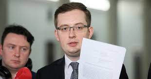 Finansowanie Wiosny. Robert Winnicki zapowiada zawiadomienie do prokuratury 