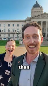 Thank you @arthuraleach School for the wonderful afternoon. I was fortunate  enough to be given a tour of Arthur Leach by Principal Penny Riffel and  Vice Principal Shawna Nagler. Waverley Heights is