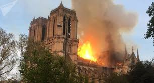 Monet's masterful impressionist paintings of the west front of rouen's cathedral of notre dame are 19th c artistic interpretations of this gothic masterpiece. Catedrala Notre Dame In FlÄƒcÄƒri Activenews