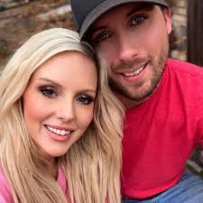 I'm looking for a full-time day shift RN position in the Oxford or Grenada  area. I'm a new grad RN with about 3 months of experience, and I'm ready to  start right