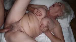 Pretty granny rewarded with nice fuck after giving blowjob - HD Porn Tube