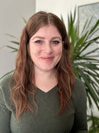 Alicia Burdick's Instagram, Twitter & Facebook