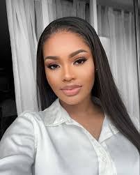 Gina Bowling's Instagram, Twitter & Facebook