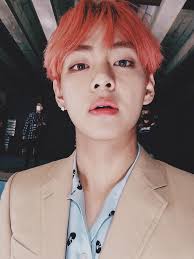 Tubuh yang sangat manly dan sifat yang sangat dewasa. Bts Tumblr Taehyung Selca Kim Taehyung Taehyung