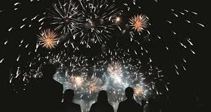 Avec une particularité par rapport aux éditions précédentes : Feux D Artifice Que Disent Les Communes Le Quotidien