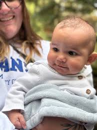 Green for Grayson today! We love you little man! We will be praying so hard  all day. Tell your Mommy and Daddy that we're so proud of all of you and we