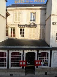 Téléphone, photos, infos sur les pros logistique situés à auxerre, dans le la poste. Front And Entre Picture Of Hotel De La Poste Auxerre Tripadvisor