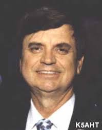 Bobby Bellar's Instagram, Twitter & Facebook