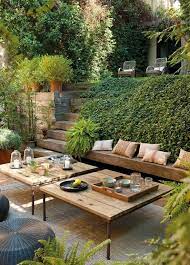 Someone you know or don't know will start a conversation and you're off and running. 31 Alluring Picnic Table Ideas Home Stratosphere