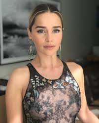 Image May Contain 1 Person Closeup Emilia Clarke Makeup Emilia Clarke Style Emilia Clarke Daenerys Targaryen