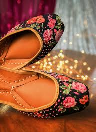 We did not find results for: The Story Of Indian Footwear Ikf
