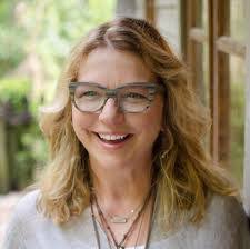 Janet Hines's Instagram, Twitter & Facebook