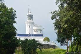 Eksplorasi tanjung tuan rumah api tertua di malaysia lubuk pusar gua gong denai keramat pulau intan makam / kubur. Hutan Rekreasi Tanjung Tuan Pengalaman Sesat Dalam Hutan Xplorasi Destinasi