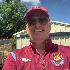 A story for the ages 😅 *That* Luciano Pavarotti encounter from the 1990  World Cup ⏪