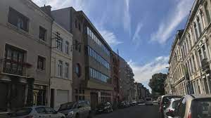 Studio meublé de 21 m2, situé rue d'artois quartier champs elysées, dans le 8ème arrondissement de paris. Lille Vol Dans Une Voiture Rue D Artois