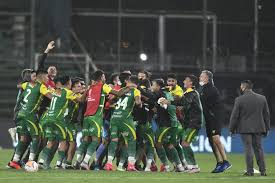 Cartão amarelo para enzo fernández (defensa y justicia). 7e12 4ltzcz8om