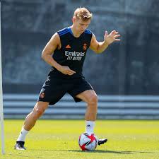 Martin odegaard se despide de la real sociedad para volver al real madrid. Real Madrid Stance On Martin Odegaard Transfer As Arsenal Target Holds Talks With Ancelotti Football London