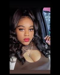 Tina Reams's Instagram, Twitter & Facebook