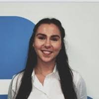 Nadia Dick's Instagram, Twitter & Facebook