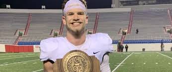 Arkansas' coach frank broyles, college football hame of fame, led his razorbacks to an undefeated championship in 1964 (voted by the football writers of america) and a total of seven. Arkansas Razorbacks Add 3 Star Lb Jt Towers To 2020 Class Recruiting News Guru