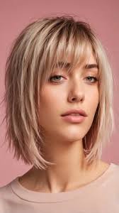 870 Short hair ideas in 2025