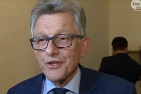 Stanisław piotrowicz wielokrotnie mówił, że po wprowadzeniu stanu wojennego w 1981 roku odmawiał prowadzenia śledztw politycznych. Gazeta Pl Piotrowicz Wie Dlaczego Komisja Nie Zajela Sie Smiercia Igora Stachowiaka To Wina Tuska Wideo Moja Ostroleka Lepsza Strona Miasta