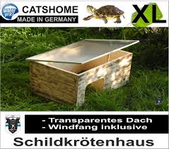 Wer eine oder mehrere schildkröten im sommer im garten halten möchte, kommt in der regel um ein passendes schildkrötenhaus nicht herum. Schildkrotenhaus Xl Flame Clear 86 X 46 X 32 Cm Mit Kunst Glasdach
