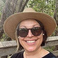 Wilda Russell's Instagram, Twitter & Facebook