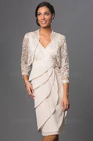Sheath Column V Neck Knee Length Mother Of The Bride Dress With Ruching Crystal Brooch Lace Mother Of Groom Dresses Short Bridesmaid Dresses Simply Dress