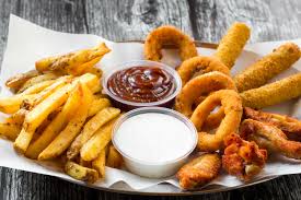 Coat the onion rings respectively with flour mix, egg wash, powdered cheetos, egg wash, and then powdered cheetos. Mozzarella Onion Rings Are 2 Great Appetizers In 1 Simplemost