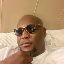 Lena Blanc's Instagram, Twitter & Facebook