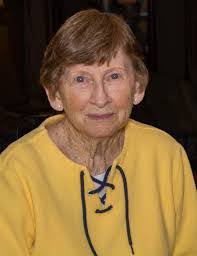 Lori Betts's Instagram, Twitter & Facebook